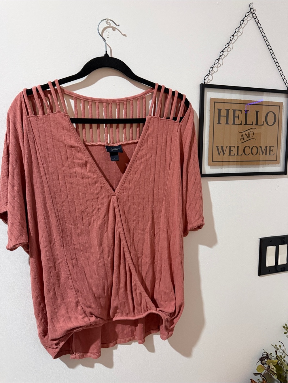 Daytrip Rosewood Strappy-Back V-Neck Tunic